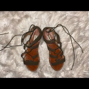 Barely worn lace up Steve Madden sandals.